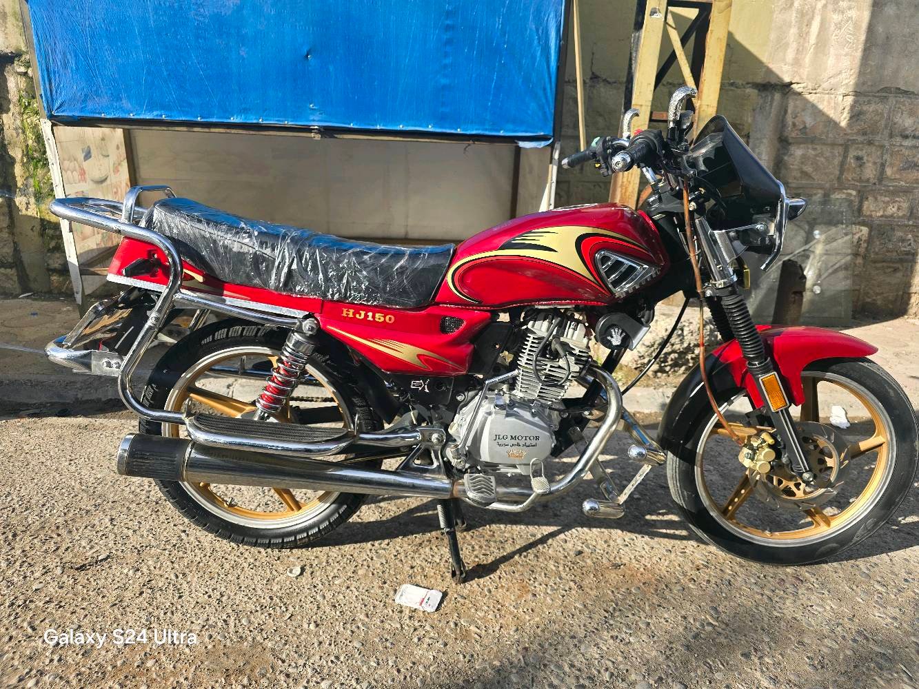 للبيع متور جالنك محرك كبس
شغال كامل سلف هندر كهرباء موديل 2016
المتور عل فحص من الدولاب لدولاب اخو لجديد 
سعر 800 الف وفي مجال  للتواصل *********** في واتس اب
