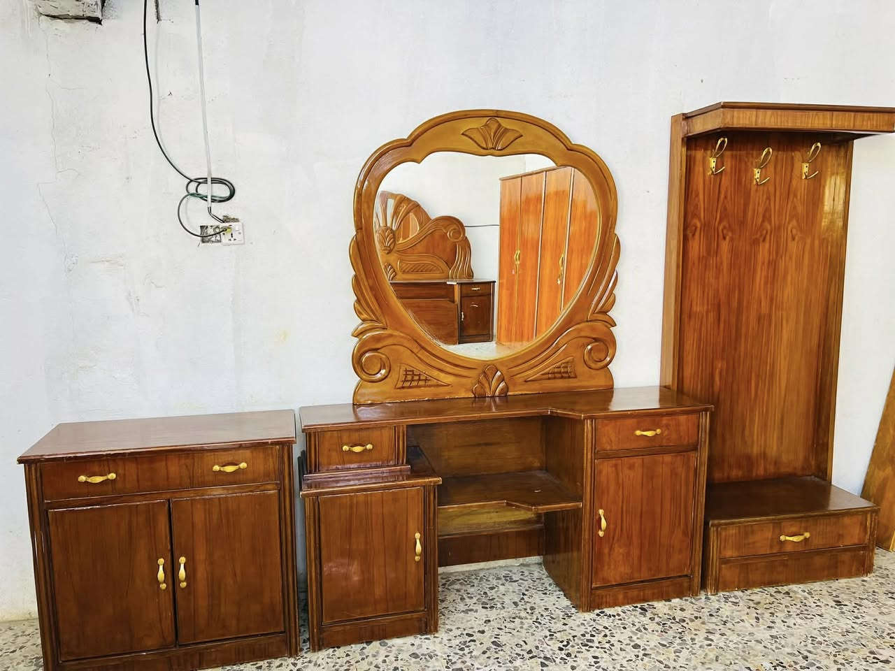 غرفه ام  الخمسه تسكام  ضهر جرجوبه الصطوحه بلوك شغل ثكيل
السعر 600وبيها مجال
العنوان بغداد مدينه صدر


**إذا كنت صاحب هذا الإعلان وتريد حذفه لأي سبب، رجاءا أرسل رسالة إلى الدعم الفني**