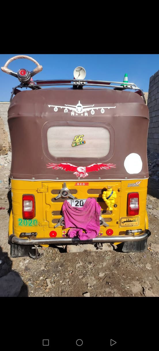 سلام عليكم تكتوك للبيع مديل ١٨ شهر ١٢ بلسنويه تقره ١٩  مرقمه رقم انكليزي رقمي *********** السعر 5 700 عنوان خان بني سعد
