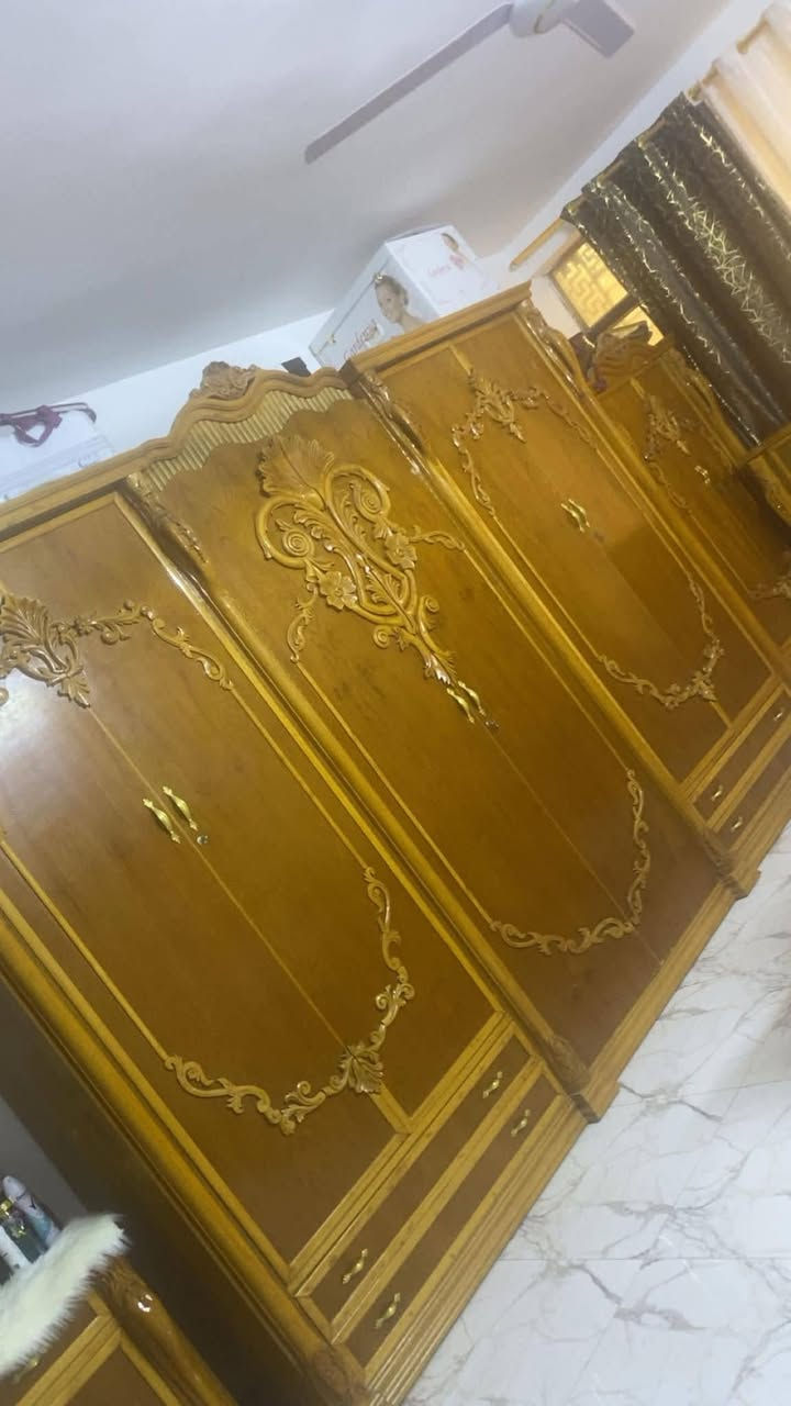 #للبيع
غرفه خشتب تفصال استخدام  شهر  فقط 
سعره مليون ٧٥٠ بيه مجال 
عنوان الدورة  
شراي خاص 
عدكم اغراض للبيع دزوها خاص  
@إشارة


**إذا كنت صاحب هذا الإعلان وتريد حذفه لأي سبب، رجاءا أرسل رسالة إلى الدعم الفني**