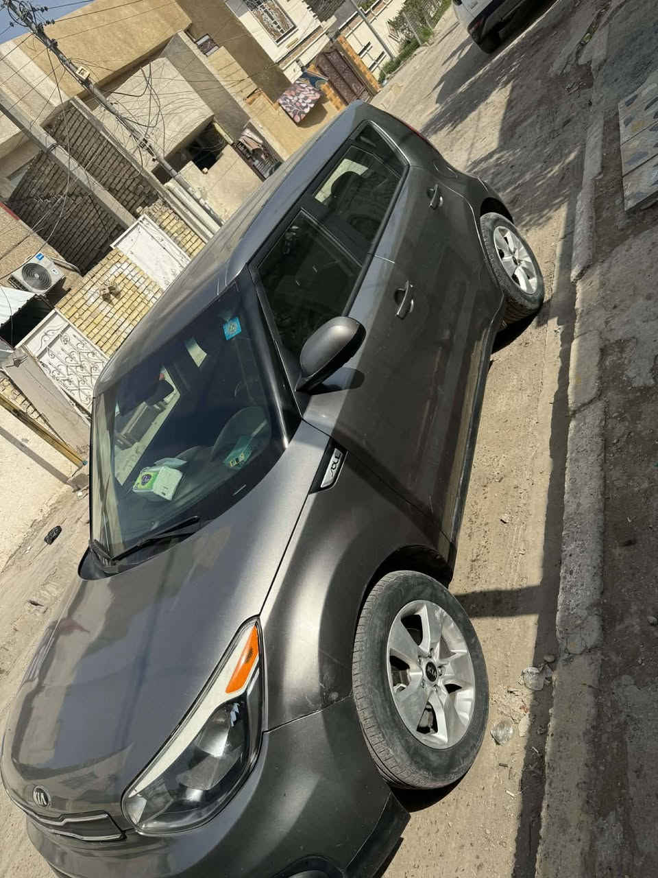 السلام عليكم 
كيا صول 2019 
1600 جي دي اي 
ماشيه 66 الف 
رقم كركوك بأسمي شرط احولك هنا بغداد 
السياره جاهزه 100%
مواصفات معروفه والكير at المرغوب السياره عليها ادامه كامله 
وحيل نضيفه رايدهة ب118 وبيهة مجال بسيط 
الي تفيده يتواصل خاص او يتصل 
***********
