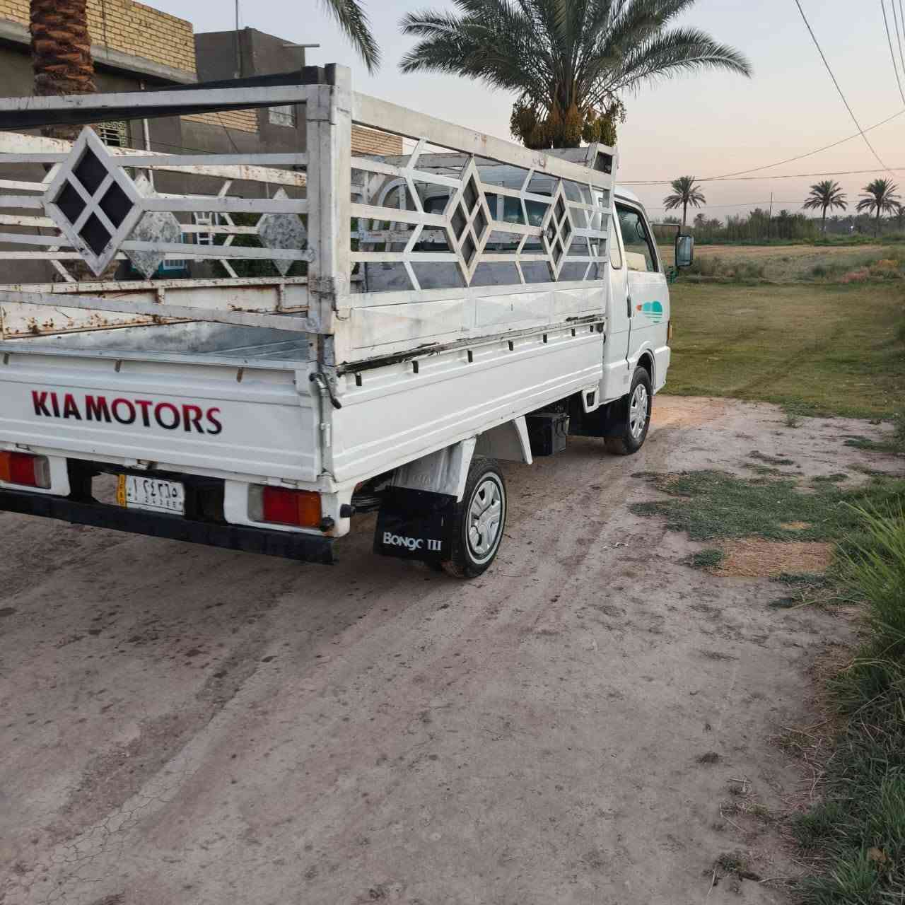 سلام عليكم كيه بنكو للبيع موديل 94مكفوله كير محرك اكسل شاصي كهربائيات حداديه سنويه مشروع وطني تحويل مباشر 7چنكال السعر 50وبيه مجال المكان بابل رقم الهاتف ***********
