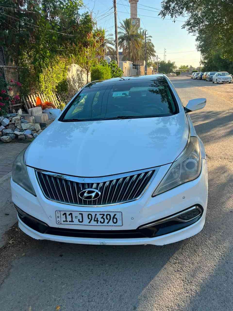 ازيرا موديل 13ماشيه 120
محرك 3000فول مواصفات محرك كير جيد بصمه بانوراما كامره السعر115$وبيها مجال العنوان بغداد الدورة***********
