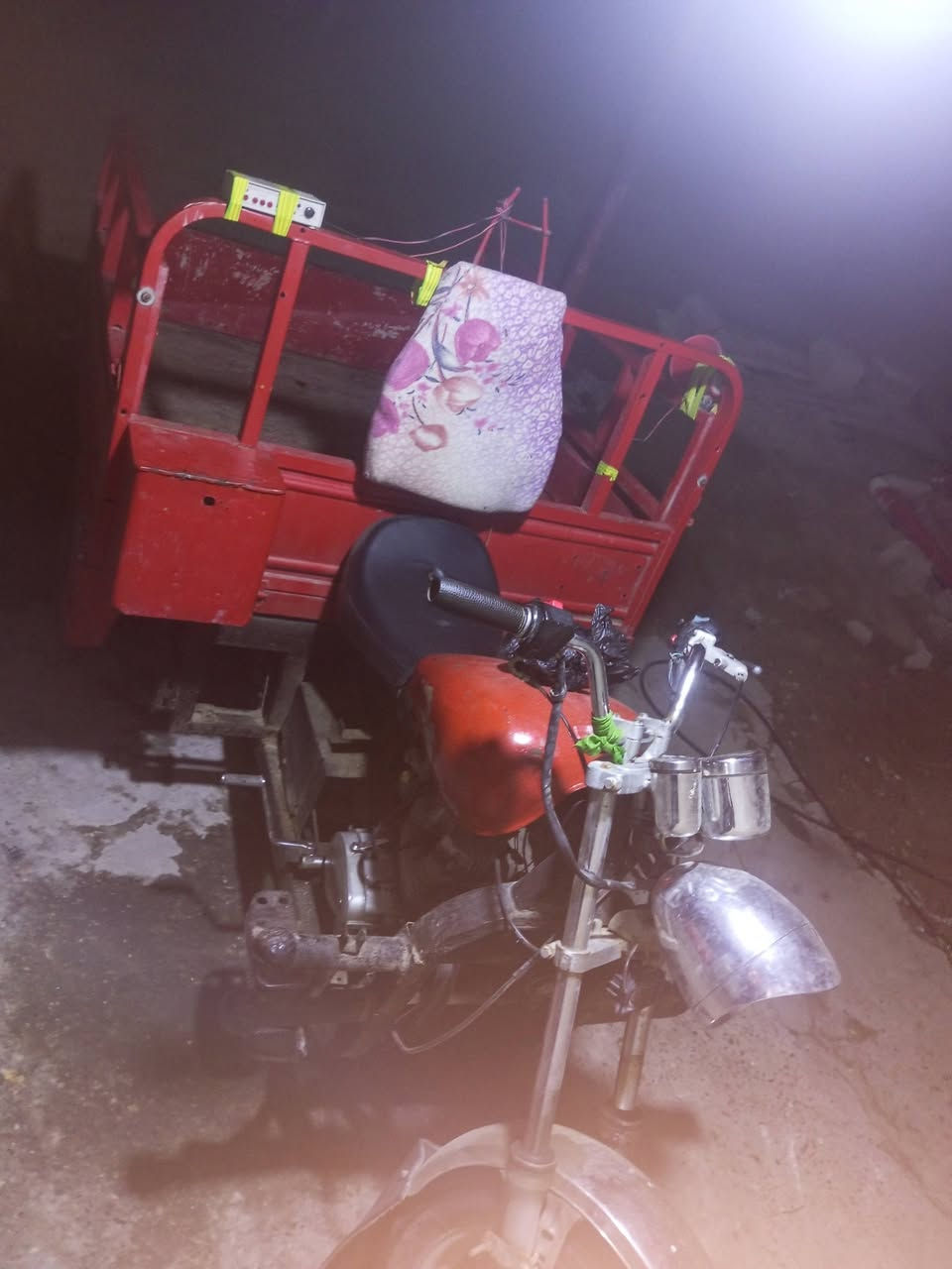 سلام عليكم خوان ستوته للبيع ام تي ار مكينه خير من الله بدي  لا بي خياس ولا شي كهربايات كلهن شقالات بس اخر مره طفن بعد ماشتقلن سلف نكره شاصي كفاله ترهم مراوس  شني عندك نزل اوراق رقم سعر 900 وبيه مجال شرايه


**إذا كنت صاحب هذا الإعلان وتريد حذفه لأي سبب، رجاءا أرسل رسالة إلى الدعم الفني**