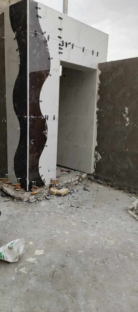 انشالله ينال اعجابكم  مرمر  اسود تطعيم
معه مرمر ايراني متفرغ حاليا  وتوفيق لجميع@


**إذا كنت صاحب هذا الإعلان وتريد حذفه لأي سبب، رجاءا أرسل رسالة إلى الدعم الفني**