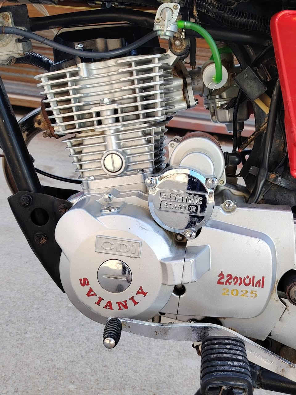 سلام عليكم خمسه كير سيفان أوراق اسكنر مديل 2024 وبيهه محرك 2025 جديد بيهه تخم تاير جديد جوبلس كهربائيات كلهه جدد وشغاله دراجه كامله مال جناي ونضافتهه نفس البل صوره مابيه كل نقص مكانهه بديوانيه خاص ماجاوب ***********
