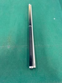 من رخصة الادمن كيوب كيوتك خشب ( كاربون ابيض ) للبيع نضافة ٩٨٪؜ عليه تب...