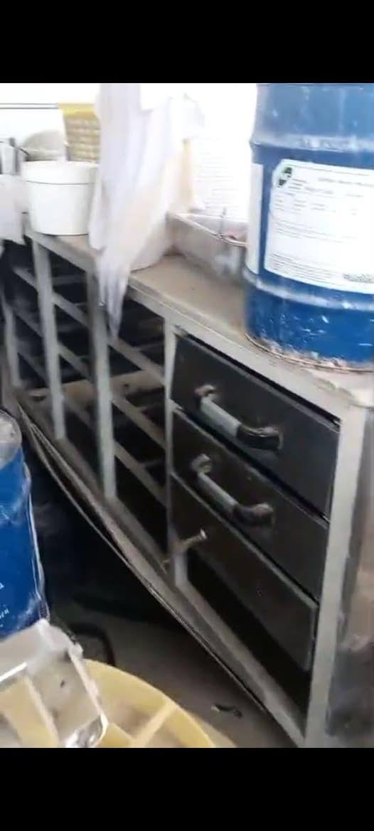 ميوزه مرمر توركي ٢٢٠ عرض جائنب ١٢٠ ارتفاع ٩٥ داخيل روف مال صينة *********** واتساب ***********
