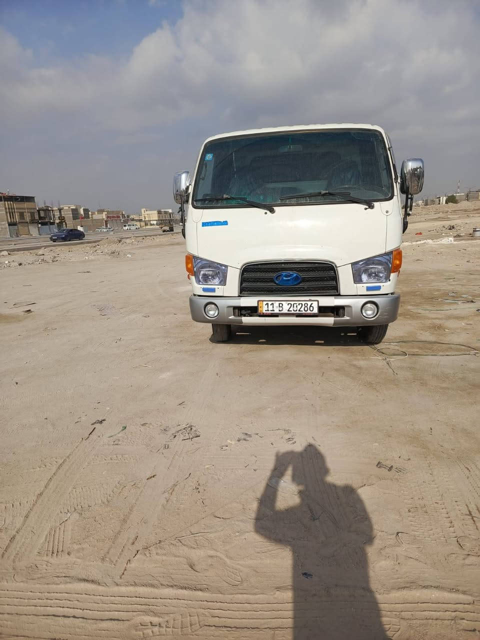 السلام عليكم 
سياره هونداي قلاب بلاد رقم بغداد مكينه 3600 مفكوله مديل 12
رقم راعيه ***********
مكانه البصره
