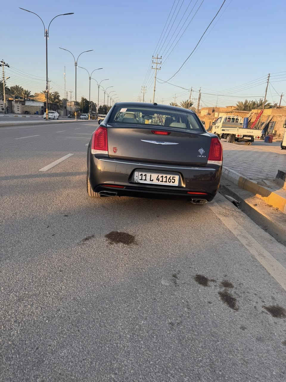 كرايسلر اوباما الإصدار الأخير  
موديل 2023 
مواصفات 
خليجي
سماعات alpine 
السعر 310
كشنات جلد 
نقط عمياء 
حساس امامي خلفي 
تدفئه كشنات 
تشغيل عن بعد 
السياره نظيفه وحلوه 
ماشيه 86 m ميل مكفولة كفالة عامة
 تخم تاير جديد
 علماً السيارة رقم بغداد تحويل ثاني يوم

موجود اتصال او واتساب فقط
***********
