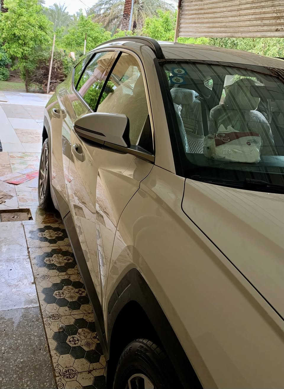 السلام عليكم
هونداي توسان موديل 2024 خليجي 

محرك 2000
فول مواصفات ماعدة البنروما
مواصفاتهة :-
١:-حساسات امامية خلفية 
٢:-شاشة كبيرة 
٣:-ابل كار بلي 
٤:-اندرويد اوتو 
٥:-مثبت سرعة 
٦:-كامرة خلفية 
٧:-كشنات كهربائية 
٨:-مري شفط 
٩:-بصمة 
١٠:-تشغيل عن بعد 
١١:-عدادات ليزرية 
١٢:-لايتات زينون ولد بلادي 
١٣:-بكلايت لد متصل 
رقمها بغداد 
سعرها ٢٢٠ وبيها مجال لشراي
مكاني ديالى
للتواصل والاستفسار ***********/
واتساب
***********
