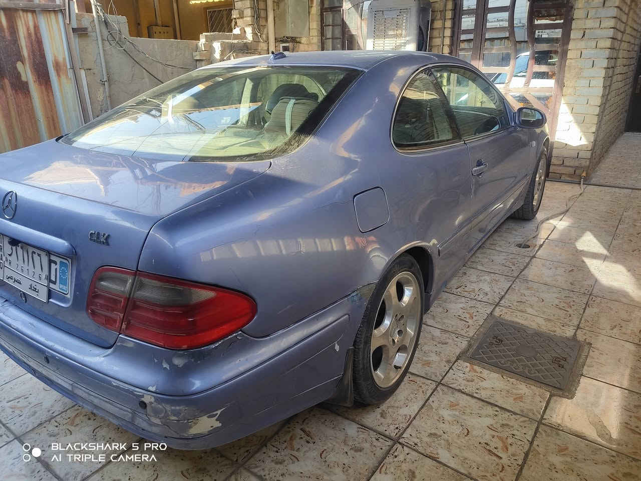 CLK 320 موديل 2001
محرك كير كهربائيات تبريد صدر تمام 
السيارة وارد حادثة جاملغ الايمن الخلفي مصبوغة عام وحاليا بيه جراد وطخات مصلحة بارد  السيارة مشروع وطني  بغداد
مكان السيارة بغداد

السعر 62. $
***********
