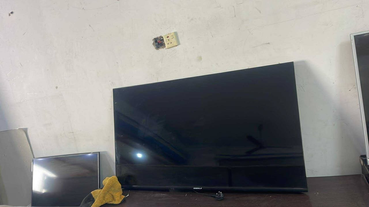 لللبيع
غساله سعر ٢٠٠
الكنتور جبيره حطاطه سعر واحد سعر ٥٧٥
بلازمه حجم ٥٥ فول سمارت سعر ٣٠٠
بلازمه حجم ٤٣ بدون نت سعر ١٦٠
بلازمه  حجم ٥٠ فول سمارت سعر ٢٧٥
بلازمه حجم  ٤٣ فول نت سعر ٢٢٠
سرير عدد ٢ 
سرير سعر ٥٠ 
مكنيه ميز سعر ١٠٠ 
١٠ مقاعد ديوان سعر رصاصي ٤٥٠ 
١٠ مقاعد ديوان جوزي سعر ٣٥٠ 
١١ مقاعد ديوان رصاصي حطاطه فاتح سعر ٣٠٠
الكنتور حطاطه سعر ١٧٠
طباخ ٥ عيون واحد سعر ٢٢٥
سنك واحد سعر ١٥٠
الرمادي الجزيره البوذياب
*********** للإستفسار
