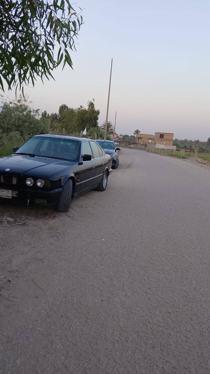 من رخصت ادمن السلام عليكم لبيع 525مسكر فانوس وارد ياباني موديل 92 رقم كربلاء بسمي تبريد ثلج  تخم تاير يرادله شويه ترتيب سعرها 40بيه مجال لطيبين رقمي***********مكاني بابل بل الورديه خارج@
