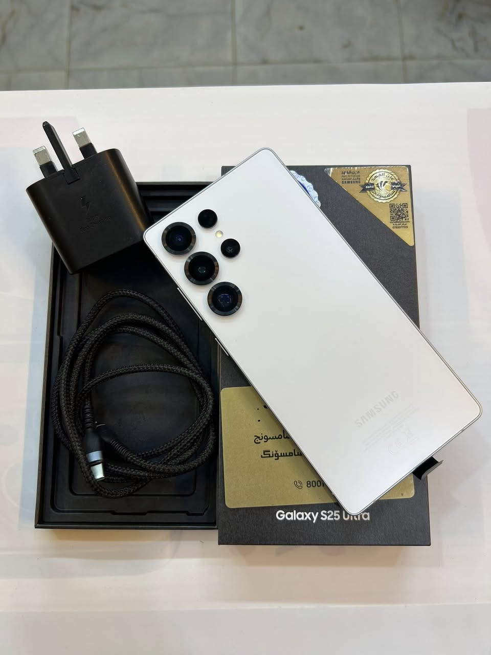 سامسونك S25 Ultra ذاكرة 256
فقط مفتوح من كارتون 
لون ابيض للمميز
ضمان شركة عين الفهد
ضمان كارت الشاشة سنة
استخدام قليل
السعر مناسب 
***********
العنوان القطاع شارع السوك مجاور عوينات الكرار 
مركز الشمس
