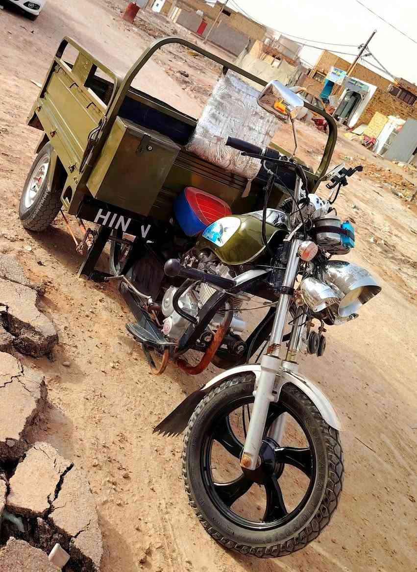 ستوتة موديل 21 للبيع
كهربائيات جدد كلة شغال
ضفيرة جديدة بك لايت جديد صالنصة جديدة جاملغ جديد تايرات جدد ماتذب عليها بس دهن وبانزين ع الفحص
رقم الماني سنوية 28 شهر ال 5
مكاني ديوانية
***********
السعر مليونين و350 الف
