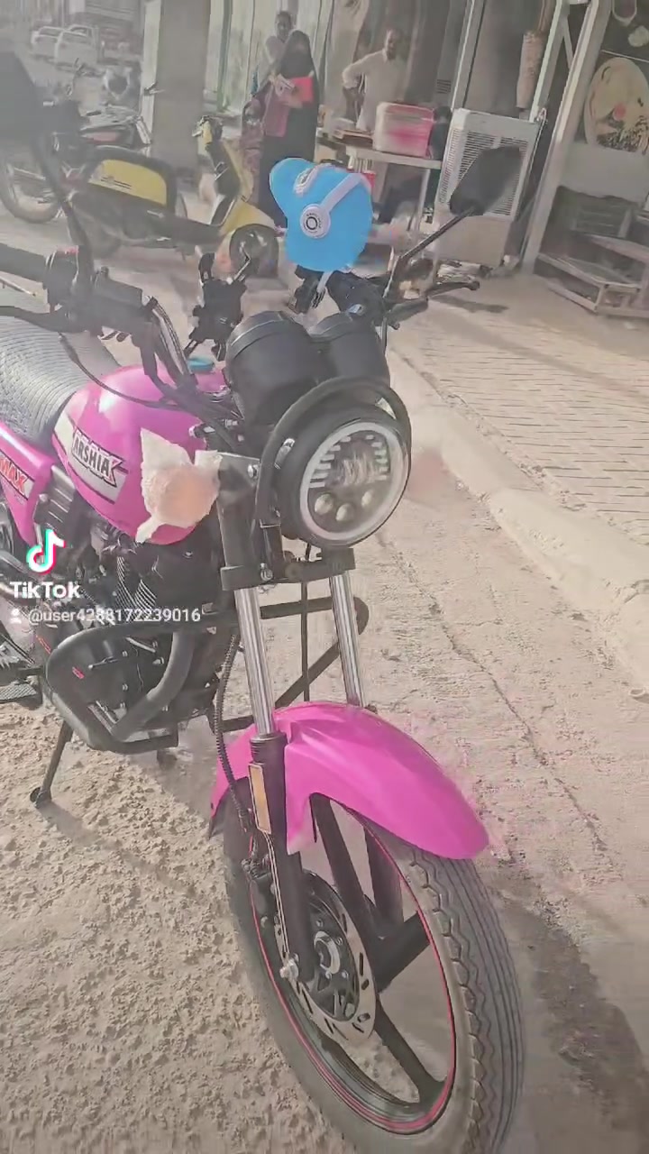 سلام عليكم دايون موديل ٢٦ رقم وسنويه صارلها ١٢ يوم طالعه من الوكيل
مكاني خان النص *********** اتصال او وتساب

