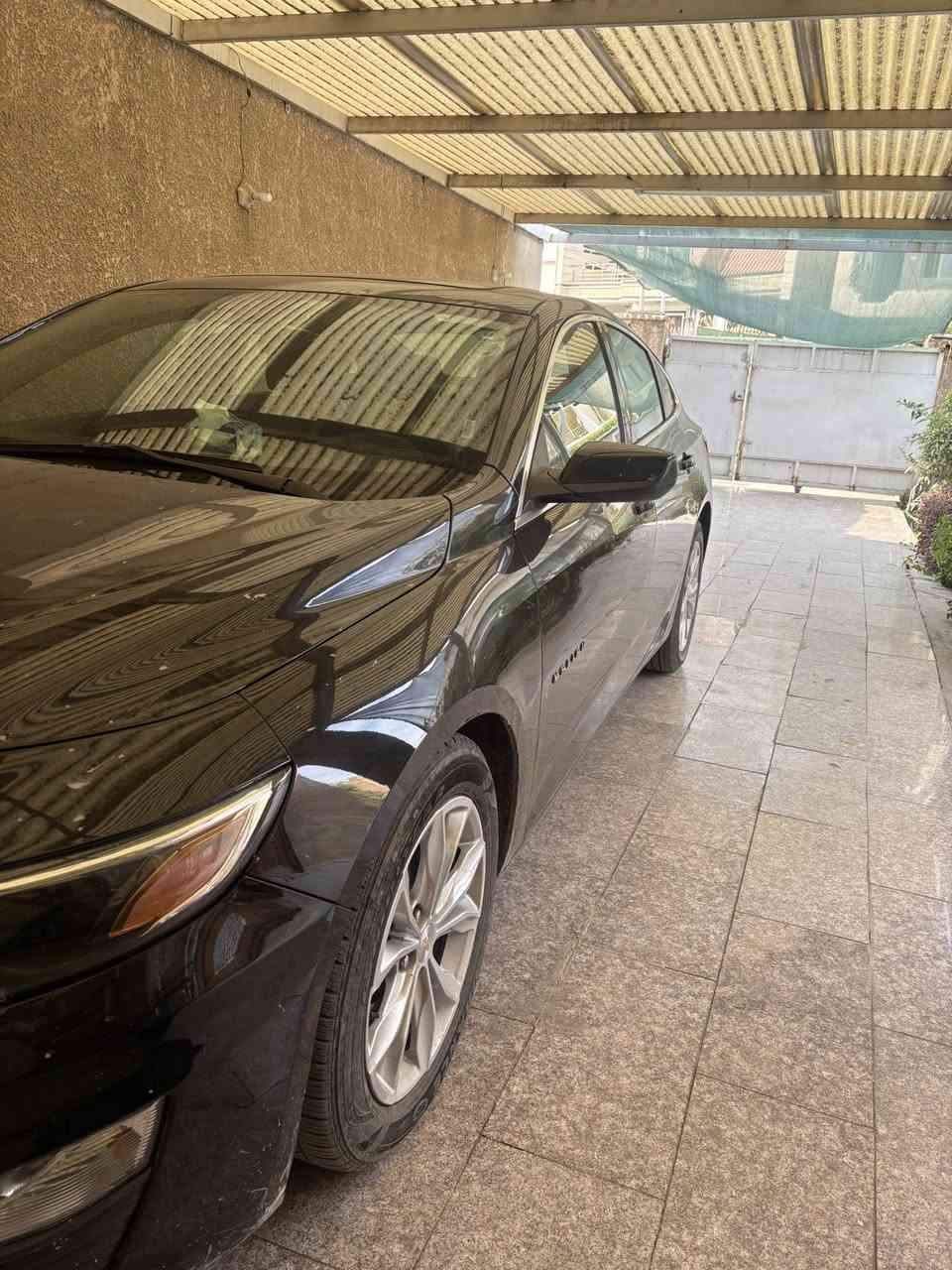 سلام عليكم من رخصة الادمن المحترم ماليبو LT ماشيه 32 بدون صبغ بيه BDRبصيط مئشرلك عليه مكاني الحارثيه ***********
