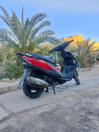 دراجه للبيع ما مفتوحه السعر 650. 07776108363