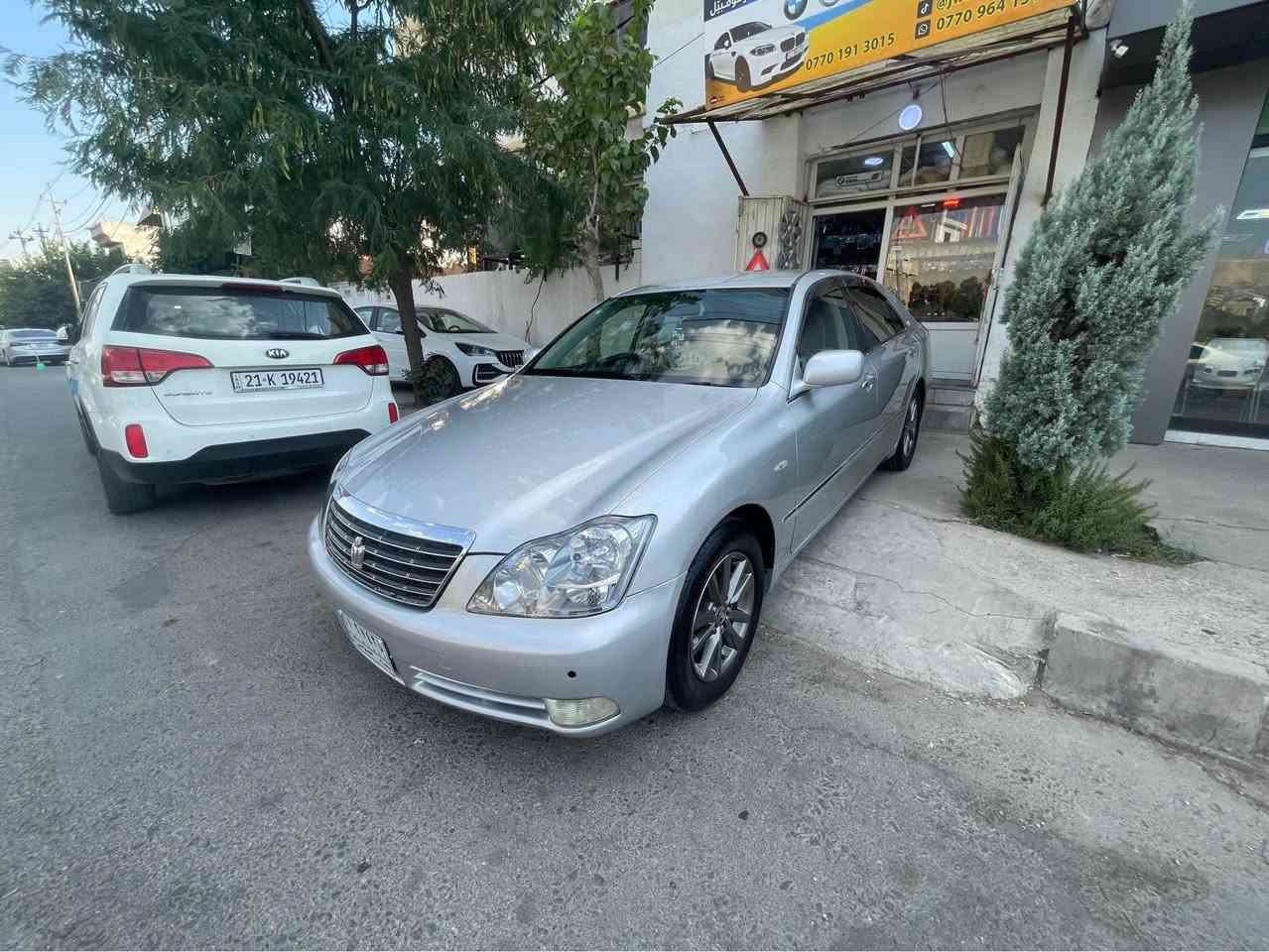 toyota crawn 2005
شاهينه براوه يه  ٤٥$
كاميره و شاشه و به سمه
دوو دوكمه يه 
كيرومه كينه بجوك 180
ده عمو ليدراو بوياخ به شه رته
ته بريدو كه رمى به شه رته بريكى به سراوه
كيرو مه كينه ى به شه رته *********** السليمانية, العراق
