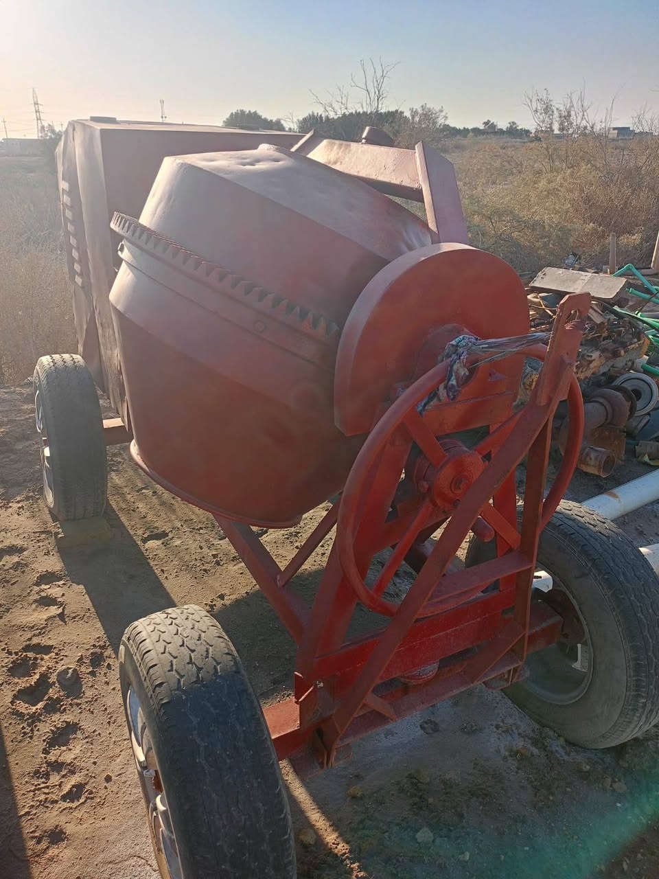 مكلف بالنشر 📱👉
خباطة أسمنت للبيع 
إستخدام قليل
العنوان : واسط : قضاء النعمانيه 
للاستفسار أكثر يرجى الاتصال على صاحب الرقم أسفل الشاشه : ***********
