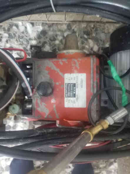 ضاغطه غسل ماطور سنكل جديد 3000 صونده جديده ضغط عالي
عنوان بغداد  ***********
