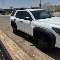 للبيع … تويوتا فور رنر (2025  SR5) محرك 2.4 توربو فور ويل 7 راكب  تشغي...