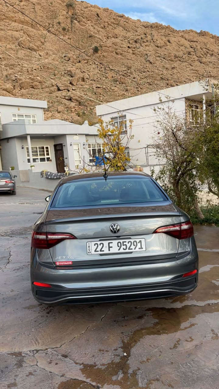 جیتا گێر عادی مودیل ٢٠٢٢ پشت و پێش کەپس 
دوو بست چاملخی دواوەی سبوخە دەرگەی دواوەی بیلاد گۆراوە 
ژم ***********
سعر ١٢٦ مەجال شقلاوة, أربيل
