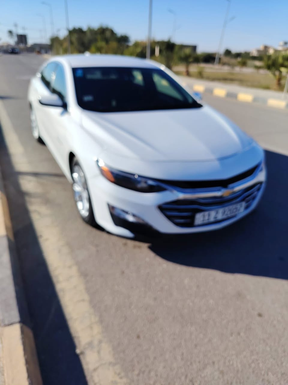 سلام عليكم 
شوفرليت ماليبو ٢٠٢٣ 
فئة LT رقم بغداد معوقين السيارة جديدة حادث تبديل بنيد فقط صور الحادث موجودة بالمنشور السعر 135 مكان السيارة ميسان للاستفسار الاتصال ع الرقم التالي ***********
