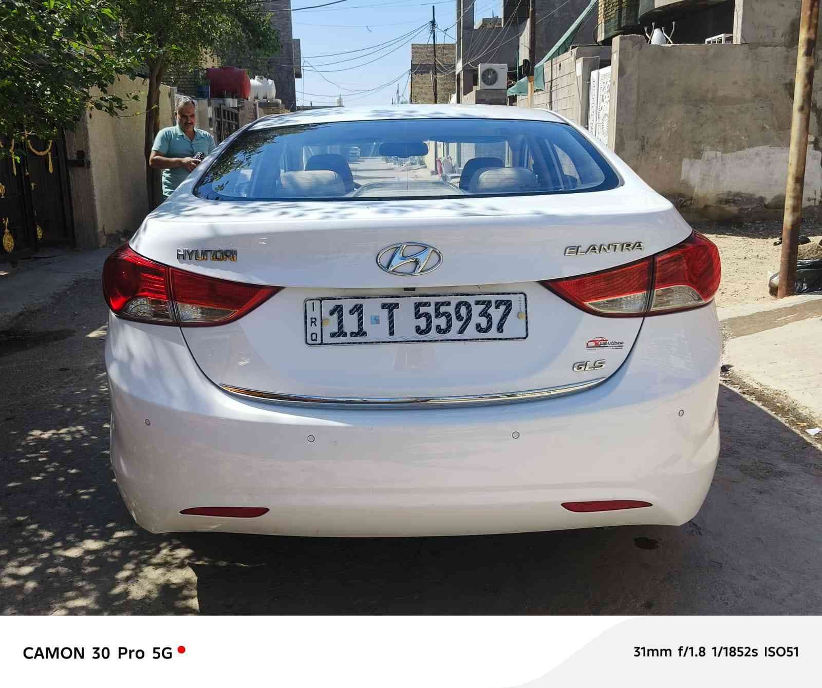 هواندي النترا موديل 12 

-فتحه
-مكينه 2000 دوش
-بصمه
-ويل كب
-اشاير مري
-دواخل جلد
-السعر 110 وبيه مجال الشراي
سياره فول مواصفات سونار مرفق بل منشور
رقم بغداد دوالي بسمي تحويل ثاني يوم
***********
