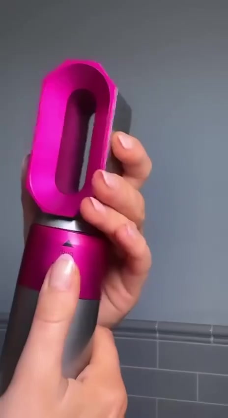 رجع توفر

بكج سشوار الاحدث عالميا  tp_5 in 1 hot air styler الاصلي بكج 5 *1  بحراره عاليه 💯
#السعر_15_الف
شسوار خمس قطع (1x5) 
 بقدرة و حرارة (1100) واط 💯
يعني (1x5) يغنيكم عن السشوار العادي و الكاويه يعني ليش تشتري كاوية و سشوار و فير و مشط هذة كلة جمعنا اب منتج واحد 
1.قطعه لتجفيف الشعر بدون اي ضرر 
2.قطعه لتمشيط الدافي الينطي لمعان 
3.قطعة فرشة سشوار 
4.قطعه فير ناعم كيرلي وبف ناعم 
5.قطعه فير كبير كيرلي و بف خشن
#الأصلي 💯💯

توصيل بسماية _  الف  دينار

توصيل لكل العراق _ 5  الاف

https://whatsapp.com/channel/0029VaBhwLQ8kyyUHd6VwY3I


**إذا كنت صاحب هذا الإعلان وتريد حذفه لأي سبب، رجاءا أرسل رسالة إلى الدعم الفني**