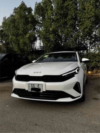 للبيع كيا كي 3 موديل 2023 مكينه 1500 دبل نوزل رقم بغداد دولي السياره ك...