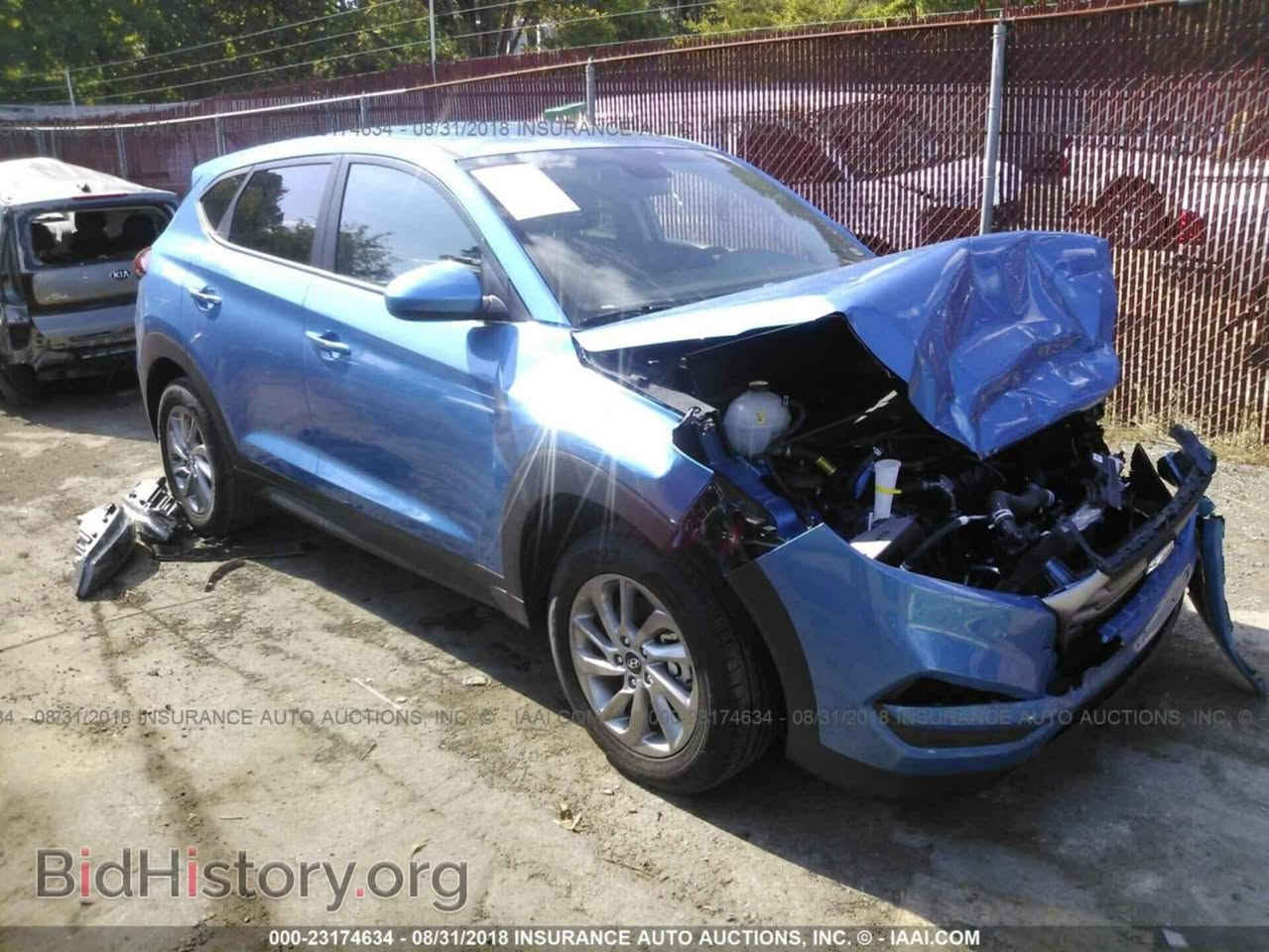 السلام عليكم توسان موديل 2018 وارد امريكي صور الحادث مرفوقه حجم المحرك 2400 السيارة جاهزة اينقص مابيهة السيارة بيهة صبغ البنيد فقط سعر السيارة 133 وبيهه مجال مكان السيارة بغداد البلديات رقم الهاتف ***********
