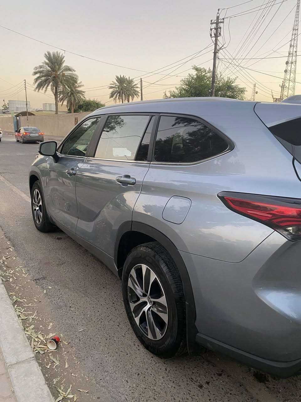 سلام عليكم
للبيع تيوتا هايلندر موديل 2023 وارد امريكي صورة الحادث مرفق مع الصور فول مواصفات الاستفسار 
سعرها 340وبيهامجال
***********
مكان سياره بغداد
