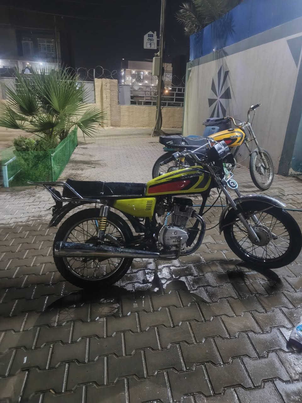 السلام عليكم اربعه كير موديل 21 مكينه ناما برو غطاس مبدل فقط بستم حته ما مبينه مفتوحه  وكيل ابن هوشا بلخان اداورهه الك بنفس اليوم دراجه شوفت عينك يرادله ترتيب اذب عليهه جم فلس ترجع جديده سعر 500 وبيهه مجال


**إذا كنت صاحب هذا الإعلان وتريد حذفه لأي سبب، رجاءا أرسل رسالة إلى الدعم الفني**