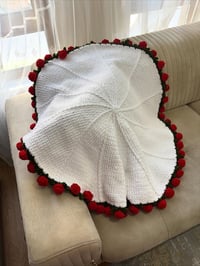 مفرش للقنفة • مفرش للجرباية • ورد ازرق