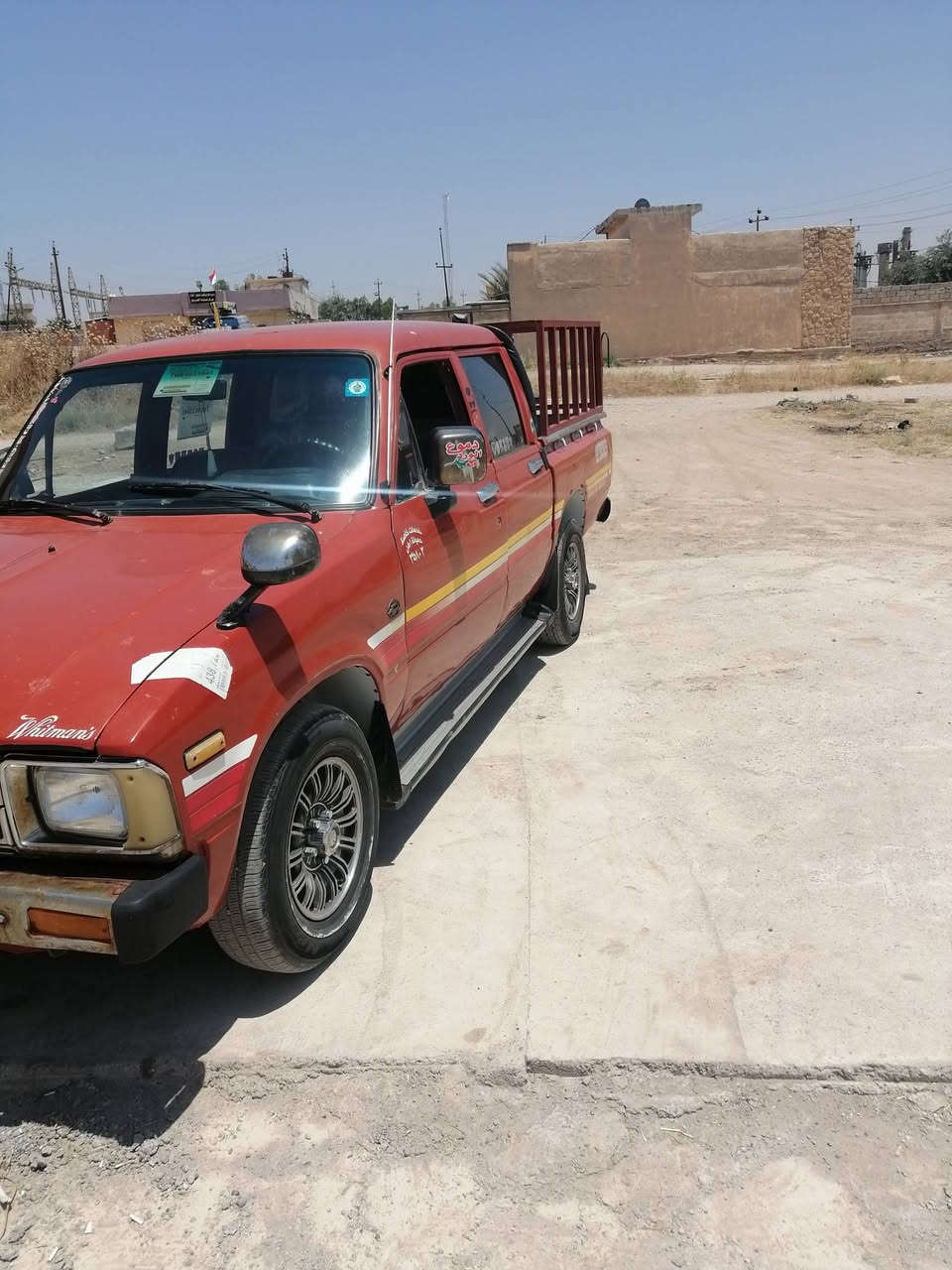السلام عليكم بيكم للبيع موديل 82  شرط التحويل تخم تاير جديد بي كابون إلكتروني بس بس عد صاحبو الشرعي من تحولو باسمك يصير باسمك الكابون بيكم نضيف كدام العين السعر 40 وبي مجال للتوصل*********** /***********
