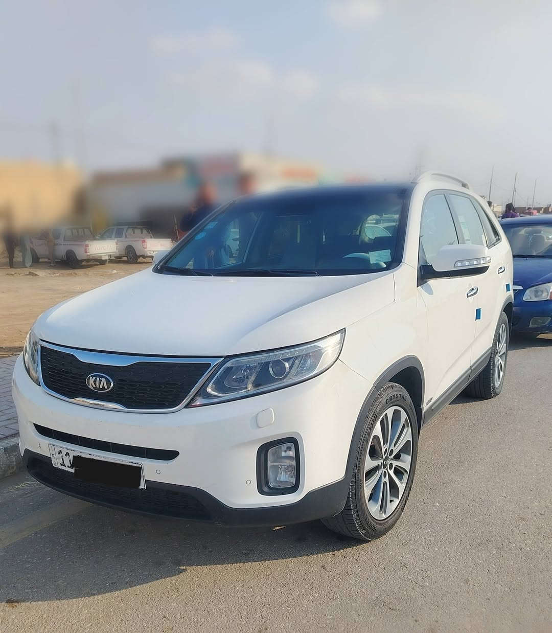 السلام عليكم للبيع سورنتو 2015
سياره مكفوله رقم بغداد فول مواصفات بانوراما
مكينهV6 مكفوله من التبخير والتنقيص مري شفط تحكم ستيرن جهتين كامره خلفيه بك لايت لد
ويل 19كروم تخم تايرات بردات خلفيه
صدر جديد سونار موجود بالمنشور
السعر 195 وبيها مجال الاستفسار
الاتصال على الرقم ***********
