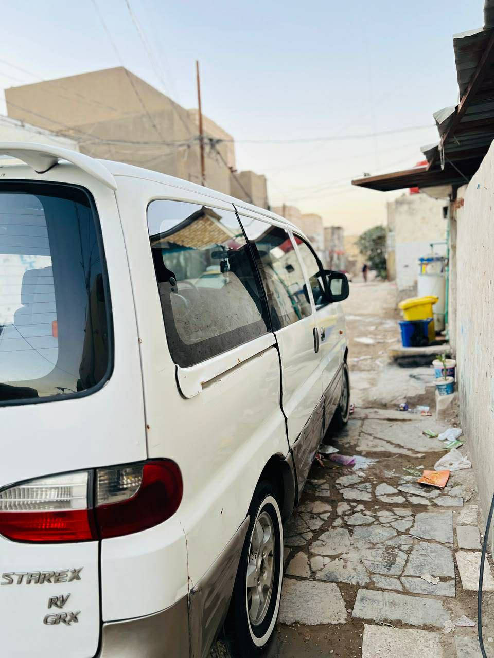 السلام عليكم ستاركس للبيع موديل 2001 مصفره هيئه وغرامات وداخله هزه السياره مابيه ضربه دواخله جدد مكينه بيه بخار حداديه والكير حلوات مكاني الديوانيه السعر ٤٥ وبيه مجال
***********
