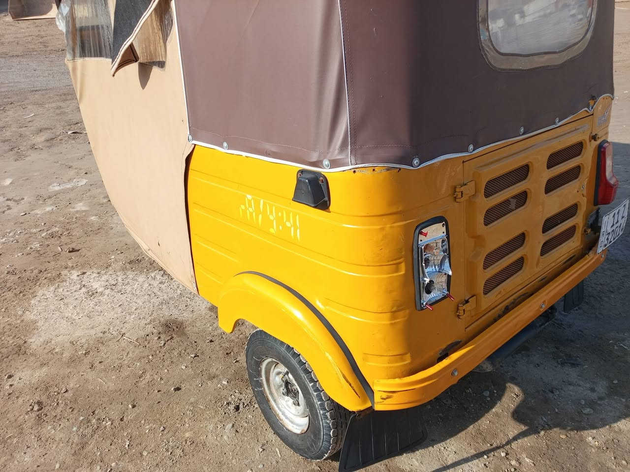 تكتك موديل 20 رقم وسنويه تحويل ثاني يوم بغداد الامين ‏‪***********‬‏
