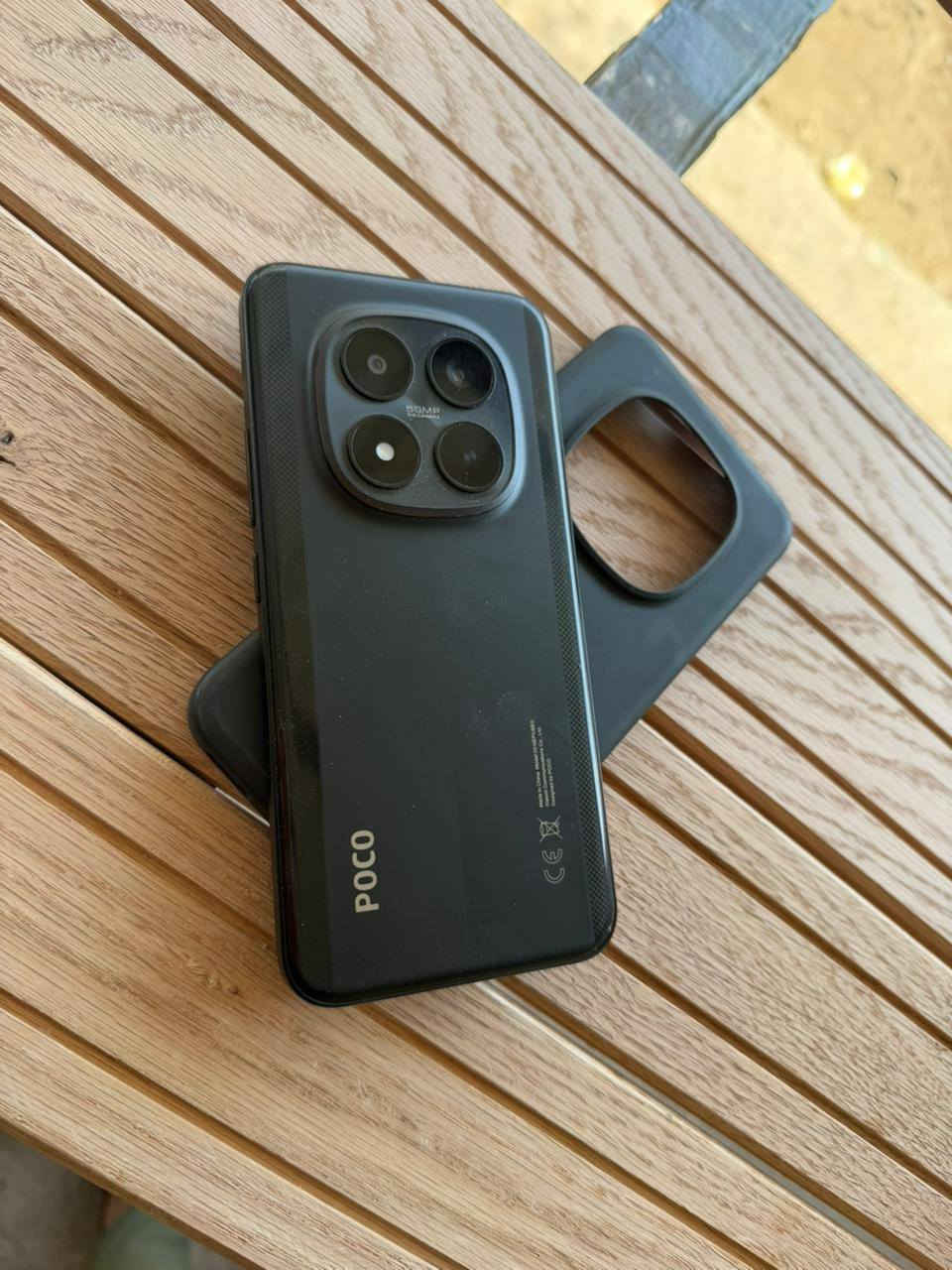 Poco M8 pro
ذاكرة 256 رام 8 مع 8 أضافي 
معالج Snapdragon 7Gen s4
نضيف جدا كامل ملحقات 
السعر 300 الف سعر نهائي 
علماً سعر الجديد 410 ألف 
مكاني بغداد السيدية وماعندي اي توصيل 
***********
ملاحظة اخواني ... اذا تشوفة سعرة غالي او فلوسك ماتكفي اعبر المنشور واني الممنون واذا مكانك بعيد هم اعتذر منك لان ما عندي اي توصيل . تحياتي للجميع
