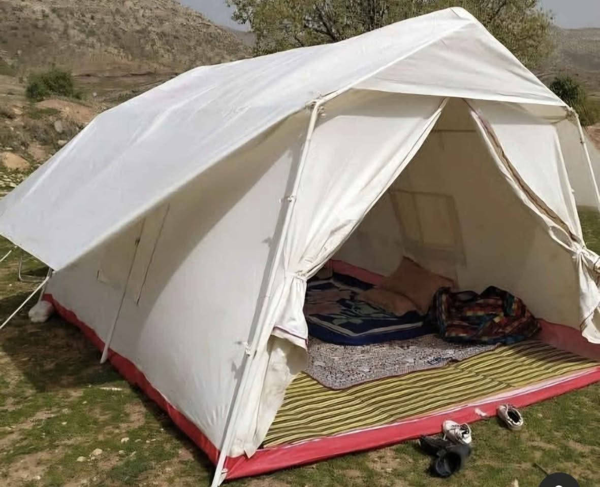 چادر (خێمەی) هیلال احمری ئێرانی3×4 بەکارنەهاتو
ئەسڵی لەئێران بۆم هاتوە بەکارم نەهێناوە ئەیفرۆشم
نرخی300000
***********
*********** السليمانية, العراق
