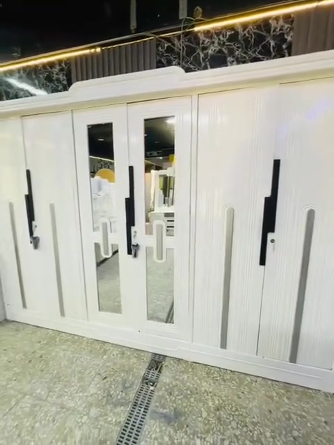 للبيع *********** سكرين واتساب♥😍😍
