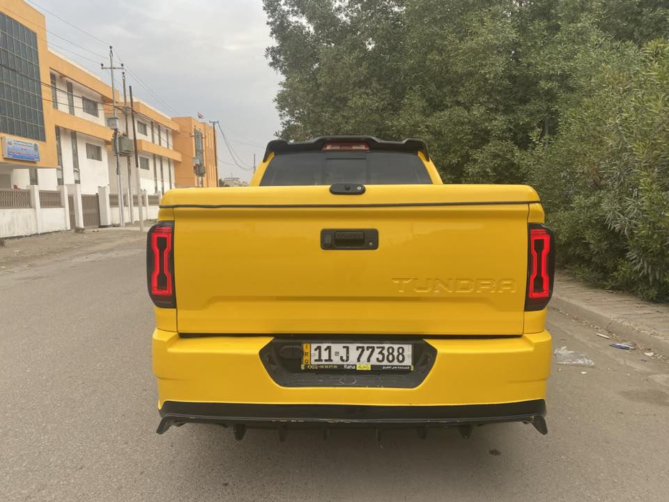 السلام عليكم تاندرا موديل 2019 سنويه باسمي مصبوغه عام تغير لون بدوك كلبه ولا تكمه مكينه 8 سلندر السياره مزوده تايرات جبلي شوته لايت وبك لايت لدات سياره كلش حلوه السعر 220 ورقه مجال جدا بصيط للاتصال *********** مكاني الدوره حي الصحه
