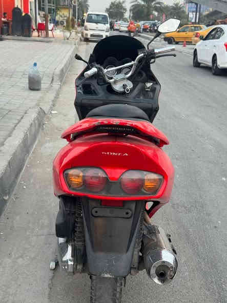 السلام عليكم فورزه 06 
مكينه كهرباء خير من الله
نكره شغل واطلع وين متريد 

السعر ٥٠٠ وبيها مجال 
مكاني زيونه او بلديات 
***********
