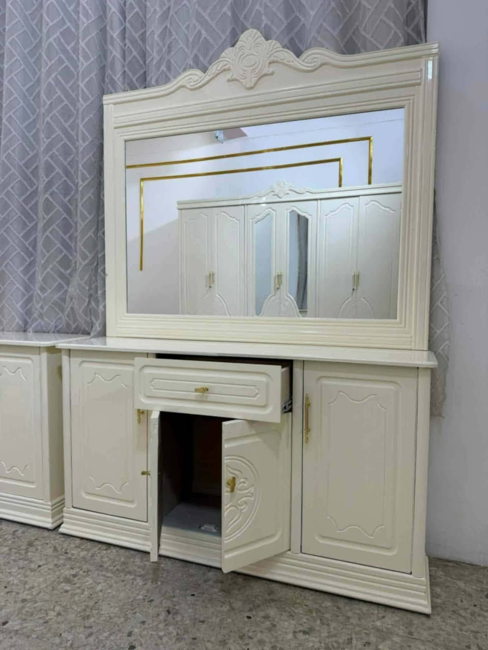 غرفة شغل تسكام بلوك بورد ١٨ملم نجاره عراقي صبغ حراري
فصالة هدروليك الاصلي  
نقل شد مجاني داخل الناصرية 
للاستفسار التواصل


**إذا كنت صاحب هذا الإعلان وتريد حذفه لأي سبب، رجاءا أرسل رسالة إلى الدعم الفني**