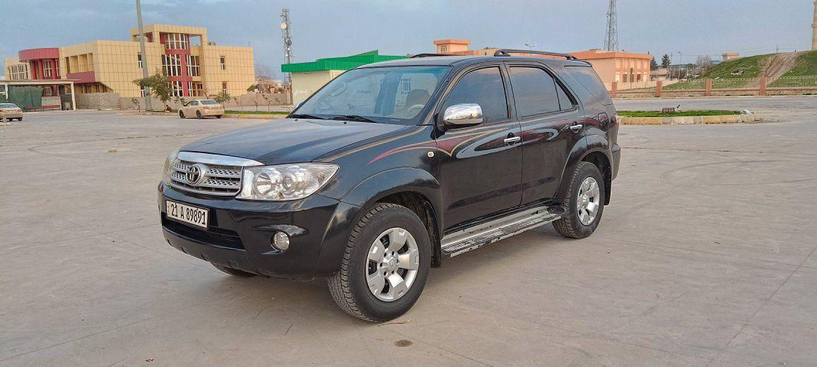 فۆرچنەر 2011 گێرعادی دەبڵ ئەکسل سێ پارچەی بۆیاخە بێ دەعم و لێدراو سەنەوی تازەیە چوارتایەی تازەی لە ژێرە گێرو مەکینەی نەکراوەتەوە سەیارە کە نمونەیە هیچ مەسروفێکی تیانی یە سۆنەرم داناوە 119 گە ڵا معامەلەیەکی کەم تکایە موشتەری نیت تێل مەکە لە گەڵ ڕێزم . زۆر زۆر مەزبوتە سەیارەکە 
پارەی سەنی یەکم داناوە 

***********  = *********** 
شوێن . شارەزوور . زەڕایەن حلبجة, السليمانية
