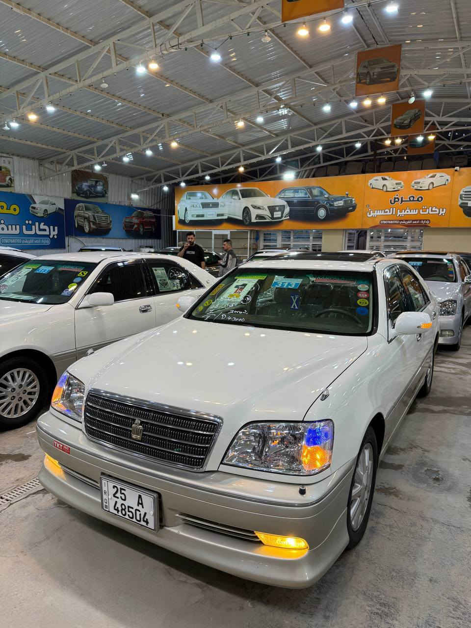 TOYOTA CROWN ROYAL SALON 👑
للأستفسار 📲 

***********ابو علي الرماحي •

   للبيع تيوتا كراون2001

    اللون      محجل   🤍  .

❗️السياره جديدة طك كارتون رقم گركوك  بأسمي شرط مداور ثاني يوم  تحويرة نجف فوك جوه بالكامل ☝🏻  .

مكفوله كفاله عامه من  كص وضربه ونقل جثه ورسميات والاصوليات.

المواصفات 👇

3 دگم . 

فتحه سقف سلايت . 

گير ومكينه وحداديه بالكارتون. 

ثلاجه خلفيه .

محرک ديفور الكبير شاصي 175 .

اربع كشنات كهرباء .

ستيرن كهرباء.

برده خلفيه كهرباء أصليه.  

تبريد قطعتين امامي .

تخم تاير جديد. 

ويل 16 نجمه .

تبريد ثلج + تدفئه.

غراض مال جنطه كامله.

والسياره ماعايزه برغي كامله على اخر حبايه.

والسياره بالواقع اجمل من الصور بهواي

السعر163 💵 وبيها مجال للطيبين 

العنوان🏠 // بالنجف المعارض الجديدة 

معرض بركات سفير الحسين قرب الصيرفه
