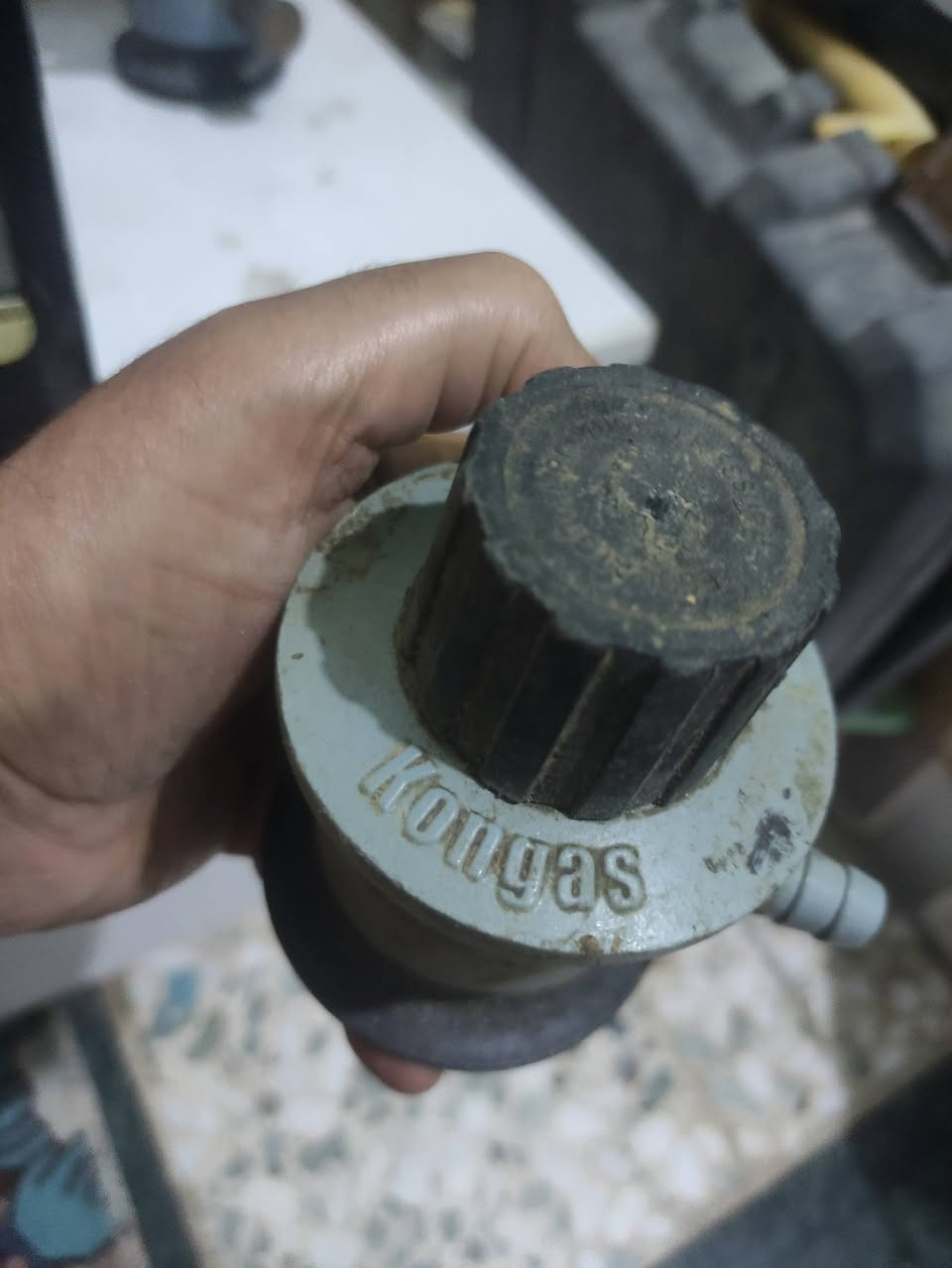 السلام عليكم منظمات غاز مثل ما موضح بالصورة ورمونتات سبالت المنظمات مال الغاز ينباعن كولهن سوه ول رمونتات أيضا كولهن سوه بيعه وحده


**إذا كنت صاحب هذا الإعلان وتريد حذفه لأي سبب، رجاءا أرسل رسالة إلى الدعم الفني**