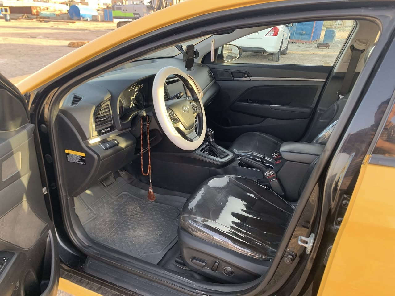 السلام عليكم للبيع النترا موديل 17 فول مواصفات تنته بصمه تحكمات سنويه بسمي وارد امريكي حادثها غرق بسيط سياره جاهزه من كلشي مكينه گير كفاله تخم تاير جديد بيه طخات خفيفه موضحه بصور مكفوله من الضربه السعر  118 💲 وبي مجال بسيط رقم الهاتف. ***********  عنواني البصره_الامن الداخلي
